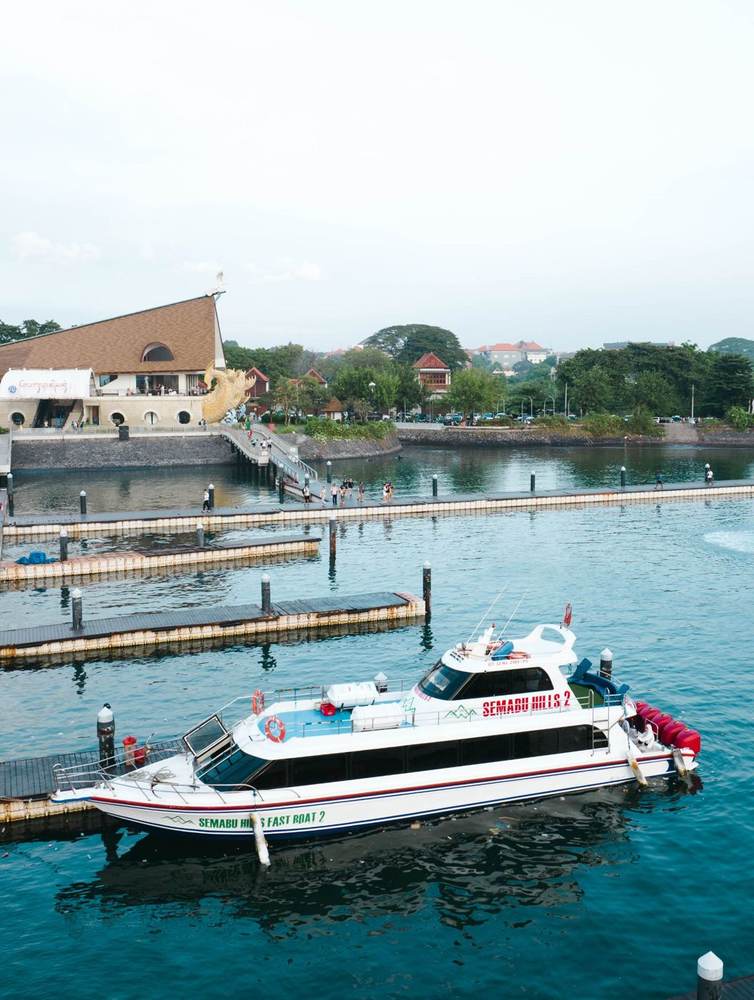 Fast boats at Sanur harbour
